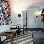 Garibaldi 12 Apartment